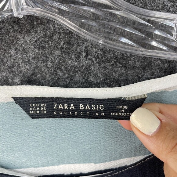 Zara Collection Blouse Women’s Extra Small White Striped ¾ Sleeve Top - Picture 3 of 7